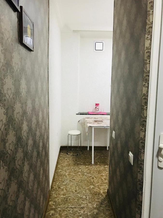 Hotelruslan Pʼotʼi Exteriör bild